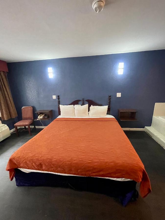 Key West Inn - Roanoke Zewnętrze zdjęcie