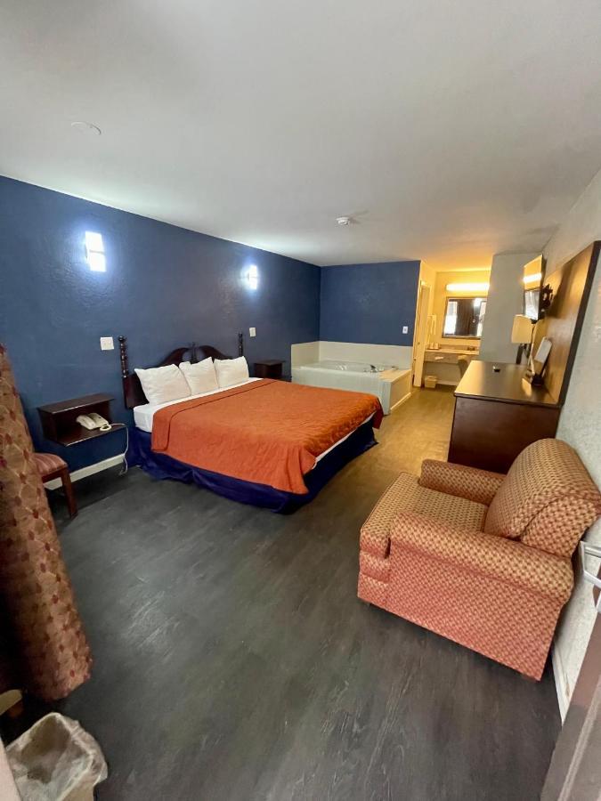 Key West Inn - Roanoke Zewnętrze zdjęcie